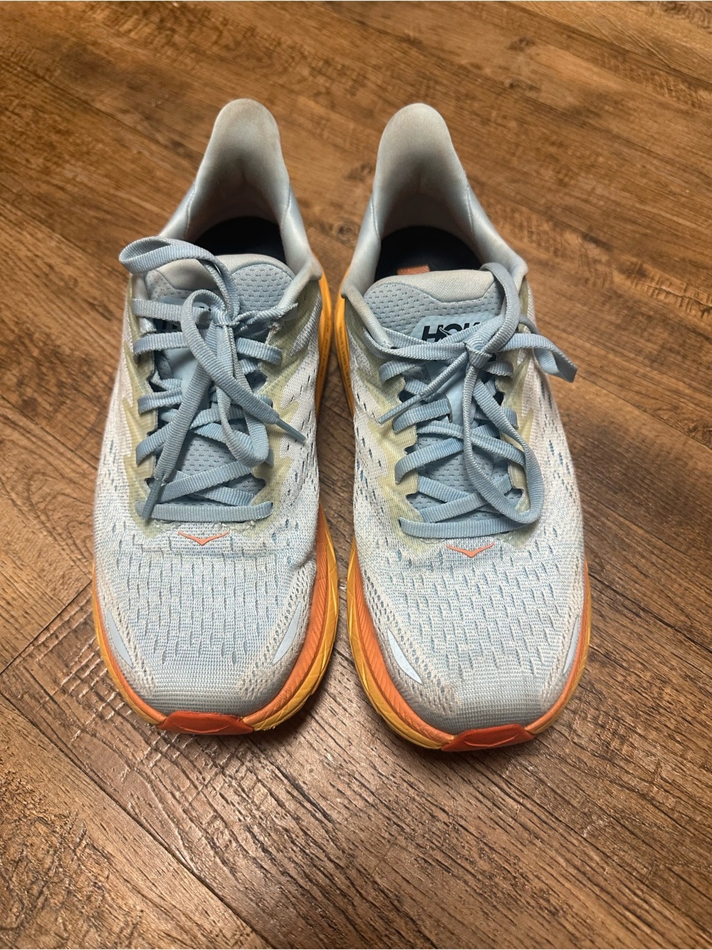 Hoka One One Clifton 8 Women’s size 8